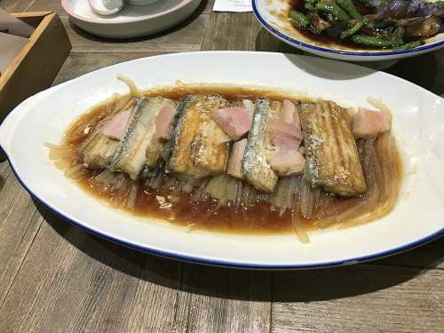 蔥油帶魚(yú)的做法 色澤美觀味道飄香