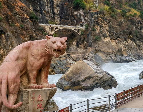 　麗江虎跳峽好玩嗎 麗江虎跳峽介紹