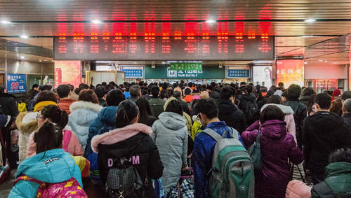 深圳汽車站已開售春運汽車票 火車票明始發(fā)售