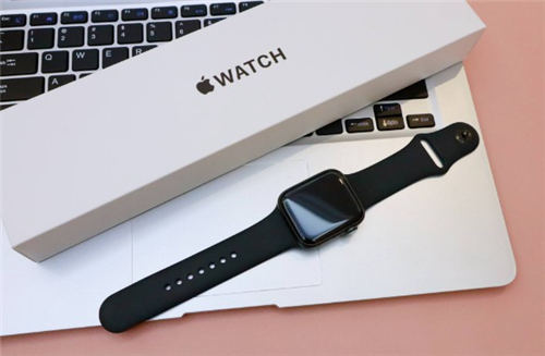 applewatchse和applewats6有哪些區(qū)別