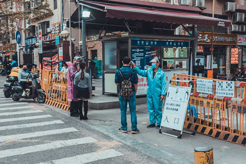 兩名美駐港總領(lǐng)事館人員確診新冠 還拒絕隔離