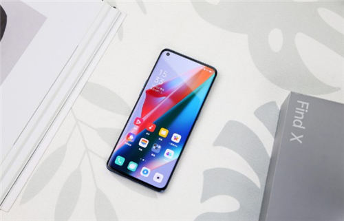 OPPO Reno6和OPPO findx3哪個值得買 兩者配置對比