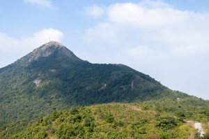 深圳梅沙尖有多高，要爬幾個(gè)小時(shí)